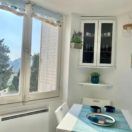 Lejlighed 'la Hygie' Cozy Appartement, Vue *